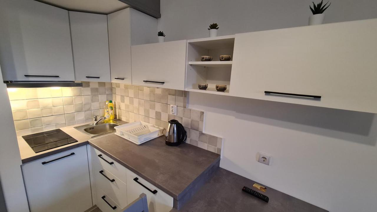 Gyulai-Fuerdo-Apartman Ii. Екстериор снимка