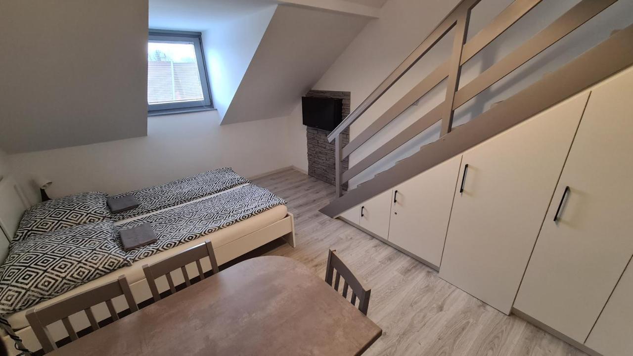 Gyulai-Fuerdo-Apartman Ii. Екстериор снимка