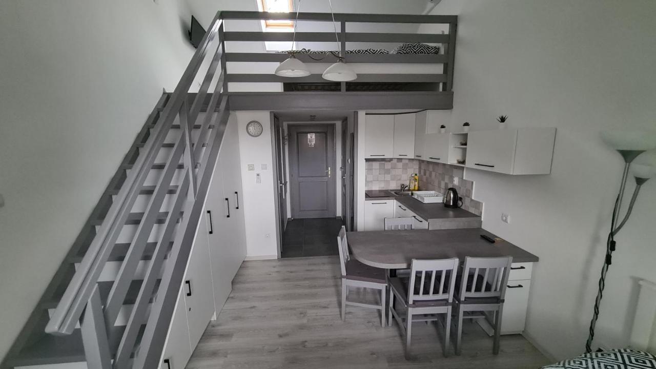 Gyulai-Fuerdo-Apartman Ii. Екстериор снимка