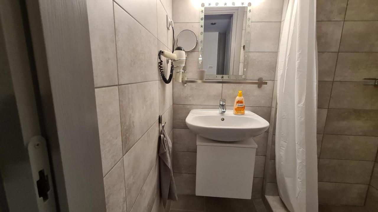 Gyulai-Fuerdo-Apartman Ii. Екстериор снимка