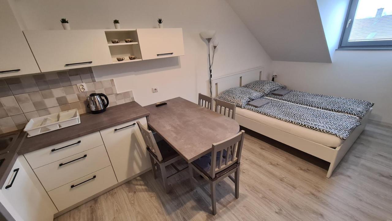 Gyulai-Fuerdo-Apartman Ii. Екстериор снимка