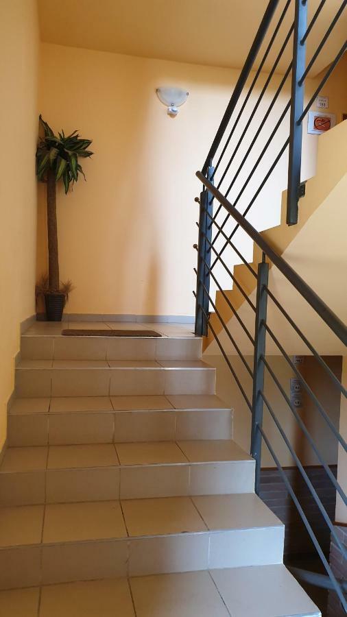 Gyulai-Fuerdo-Apartman Ii. Екстериор снимка