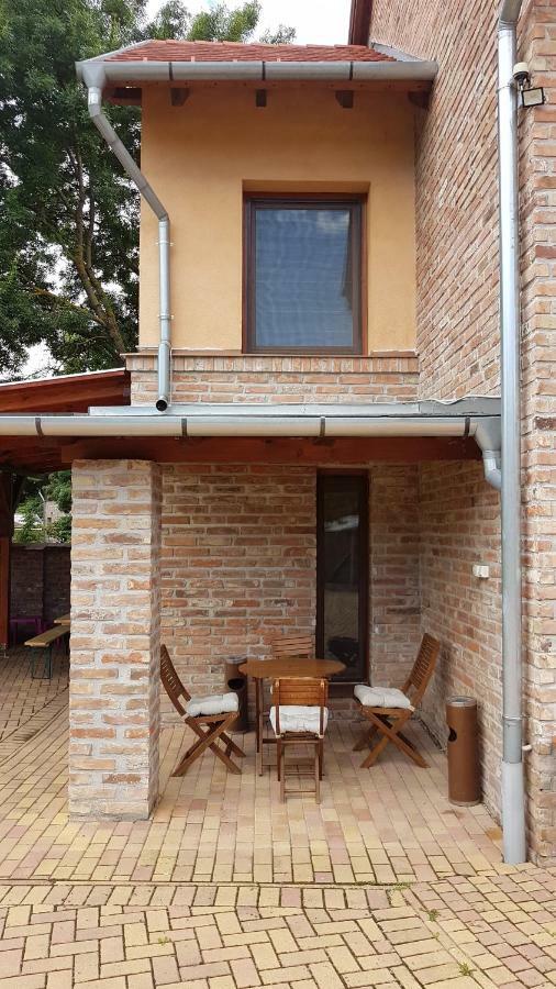 Gyulai-Fuerdo-Apartman Ii. Екстериор снимка